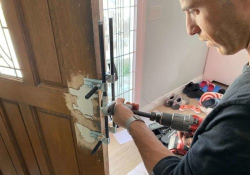 Are Professional Automotive Locksmiths in Pompano Beach Certified to Work?